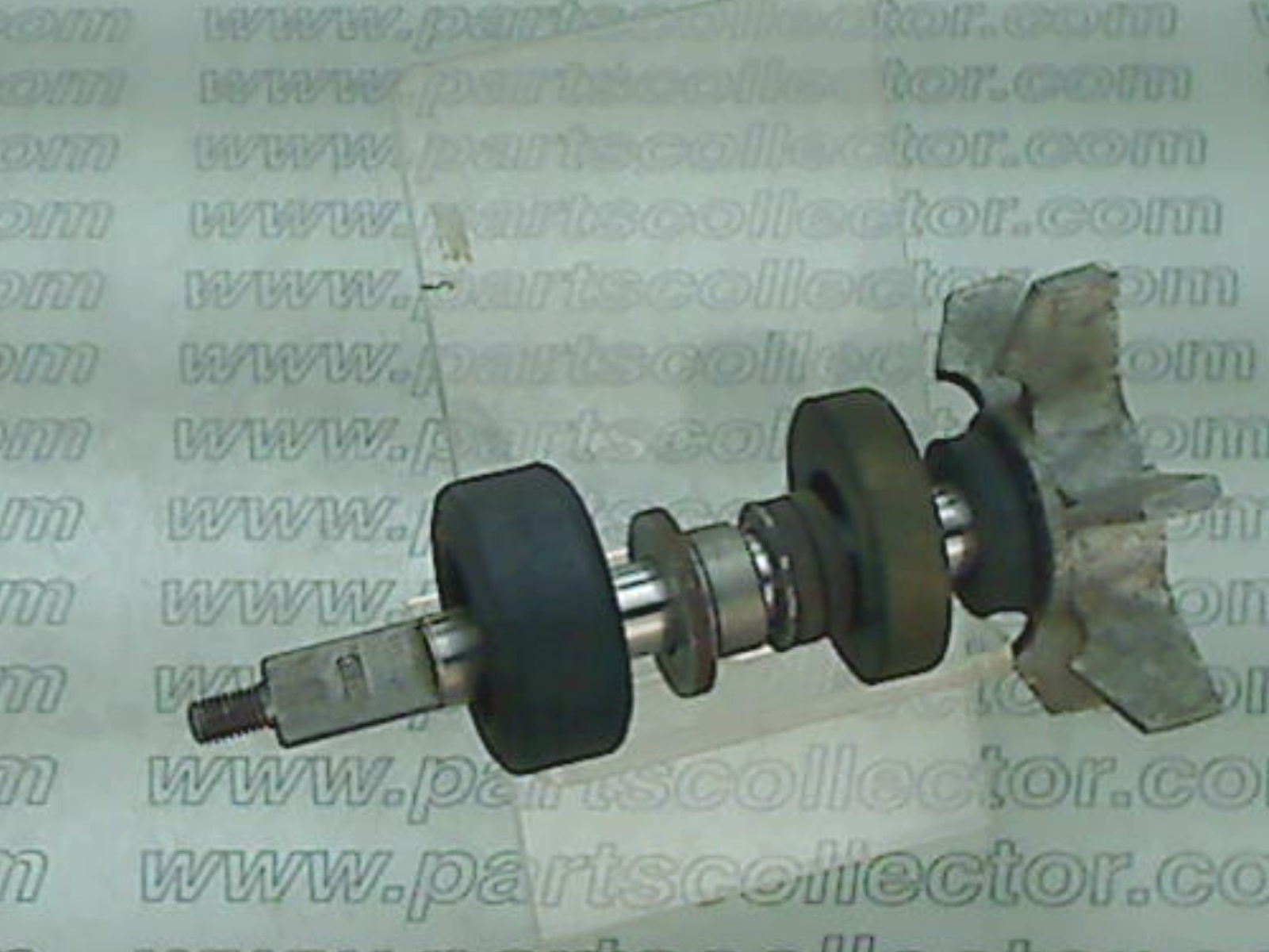 WATER PUMP SHAFT WITH IMPELLER